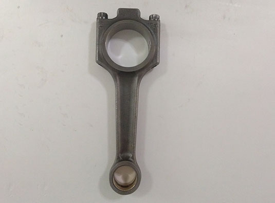 Deutz BF4M1011F engine connecting rod