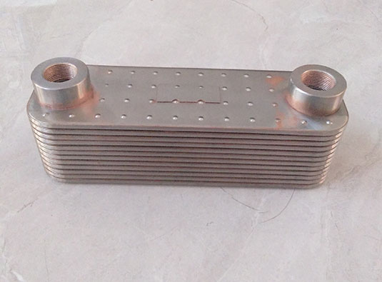 Deutz BF4M1013 engine oil cooler