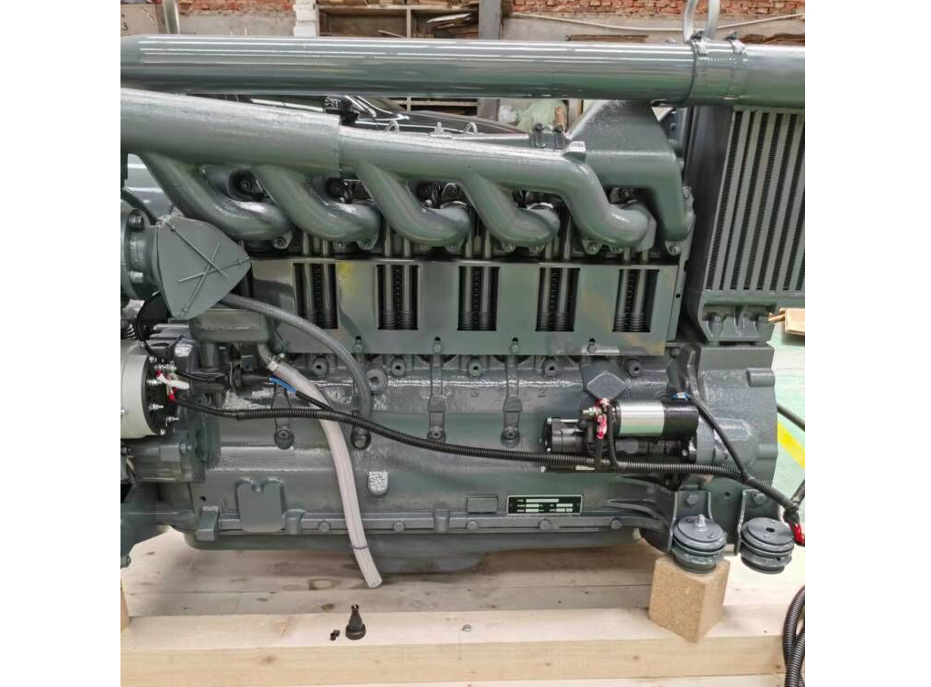 Deutz engine BF6L914C