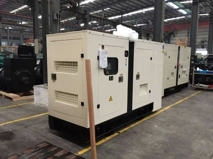 HF110C Silent Diesel Generator Set Water Cooled For Cummins