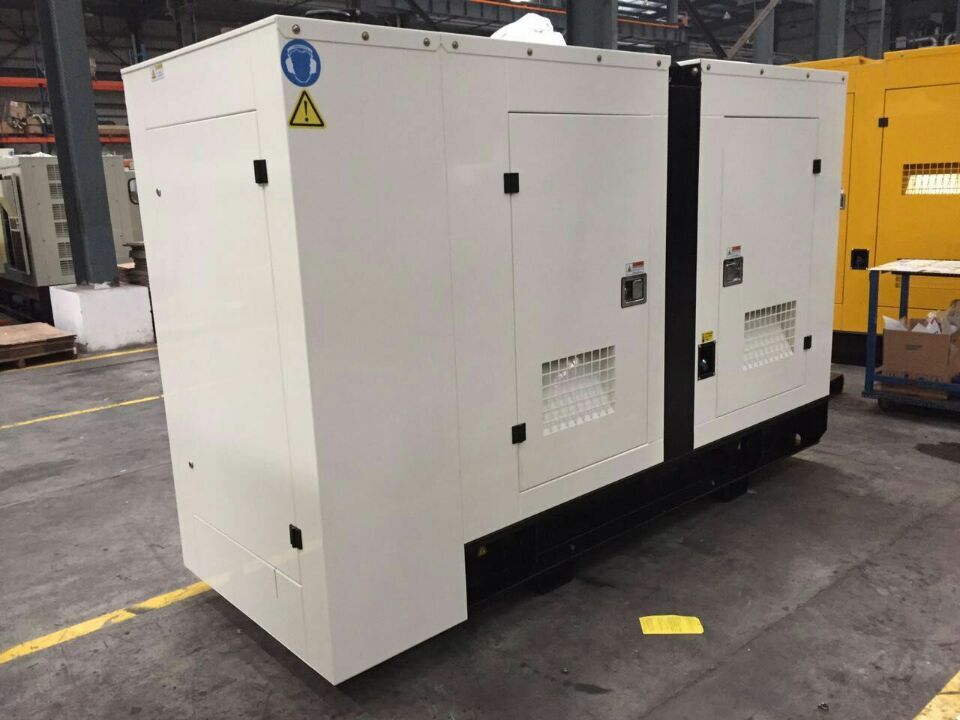 HF110C Silent Diesel Generator Set Water Cooled For Cummins